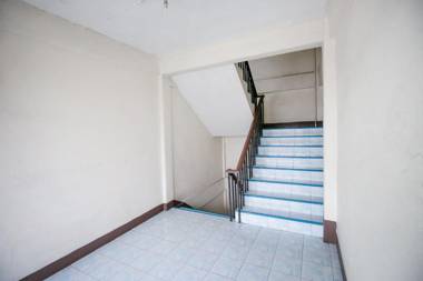 OYO 525 MRT Phetkasem 48-1 Place