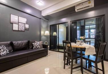 T5 Two Bedrooms/6guests/full kitchen/1 min to BTS