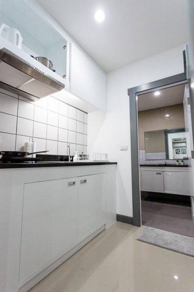 P3 Silom Large 2beds full kitchen WIFI 4-6pax