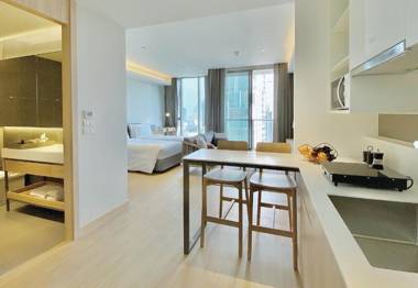Oakwood Suites Bangkok - SHA Extra Plus