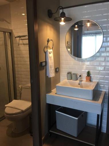 Tree for rest poshtel