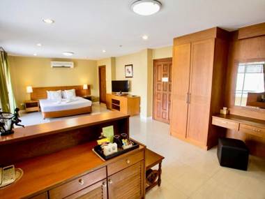 Paholyothin Park Place