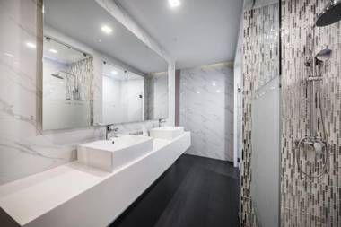 VIX Bangkok at Victory Monument