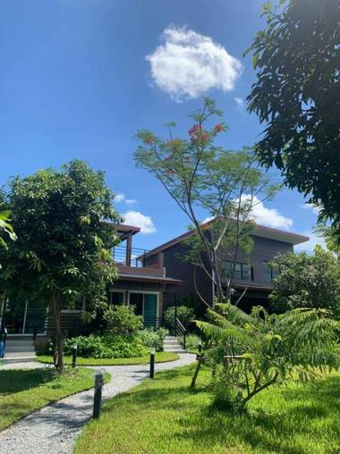 Baansuanklaikrung Bangkachao