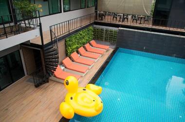 V20 Boutique Jacuzzi Hotel - SHA Extra Plus