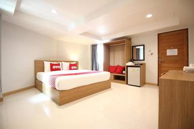 OYO 483 Pannee Hotel Khaosan