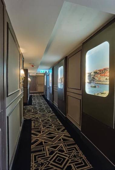 The Coach Hotel Sukhumvit 14 Bangkok by Compass Hospitality