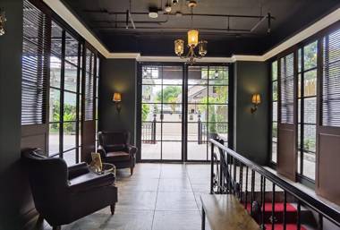 The Coach Hotel Sukhumvit 14 Bangkok by Compass Hospitality