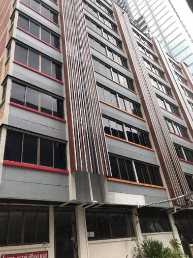 Crown Bts Nana Hotel