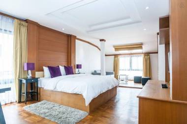Fabulous First Floor Apartment Dasiri Downtown Residence