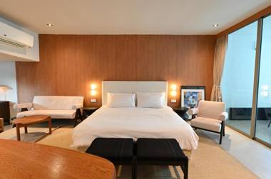 Roam at Balance Suites