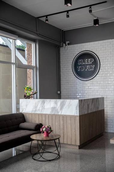 SLEEP TO FLY HOTEL & HOSTEL