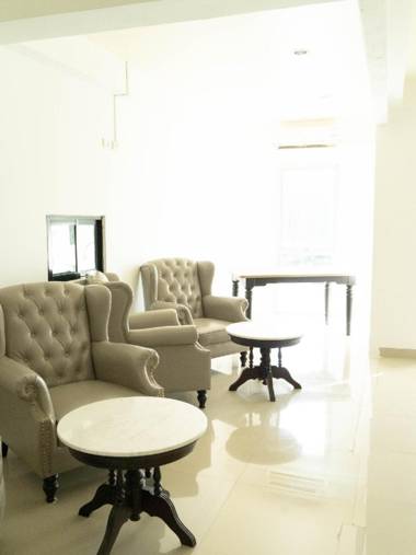 Roomquest Sukhumvit 50