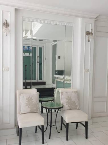 Aora Boutique Hotel Sutthisan