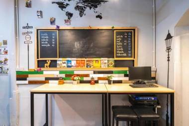 Sip N' Camp - Hostel