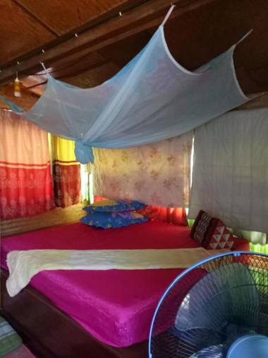 Comon Bungalow HaadChaoPhao