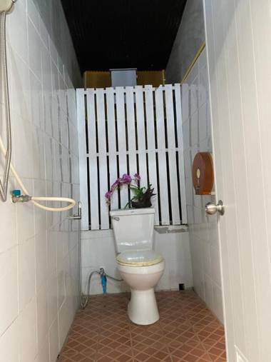 Eclipse Hostel and Bar