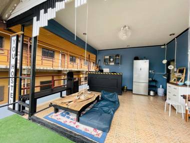 You Hostel Haad Rin