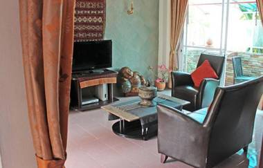 Udon Thai House Resort & Hotel