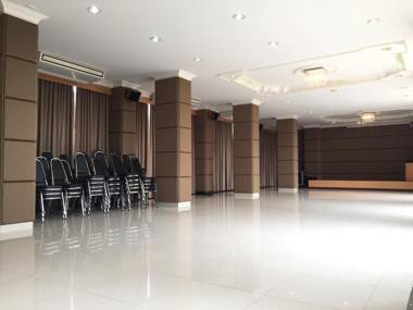 Leelawadee Grand Hotel