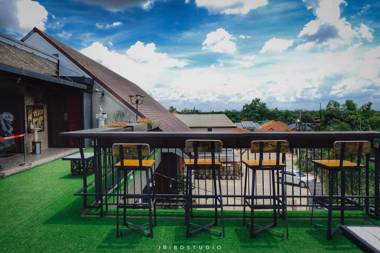 Dream factory hotel (SHA Plus)