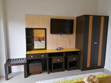 Charoen Apartment Hotel Trang