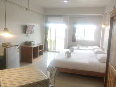 Baan Bangrak Residence