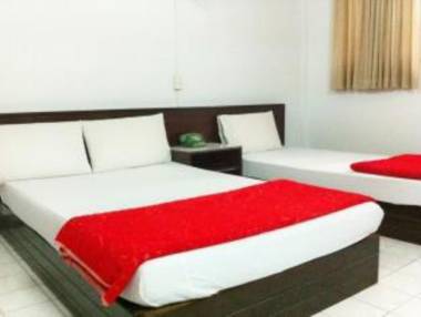 Thairungruang Backpackers Suratthani