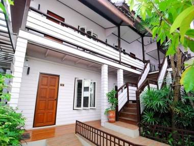 Thanicha Resort