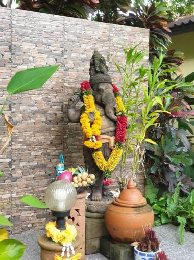 Baan Suan Phidchamika