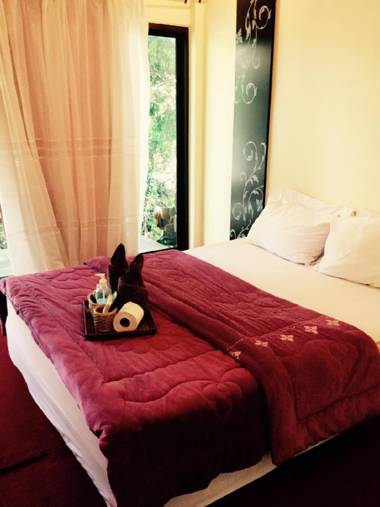 Baan Suan Phidchamika