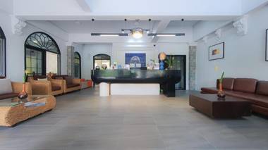 Daddy Dream Hotel & Residence
