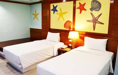 Baumanburi Hotel - SHA Extra Plus