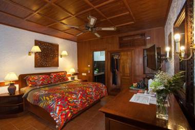 Tropica Bungalow Beach Hotel - SHA Extra Plus