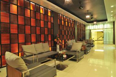 Platinum Hotel and Apartments