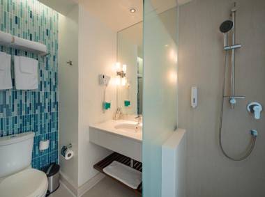 Holiday Inn Express Phuket Patong Beach Central an IHG Hotel - SHA Plus