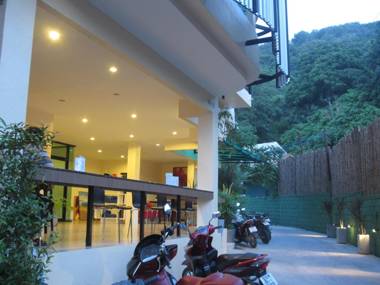 The Wave Hotel Patong SHA