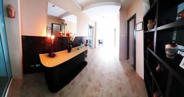 SR Sea View Apartments