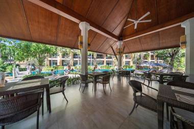 Rawai Palm Beach Resort - SHA Extra Plus