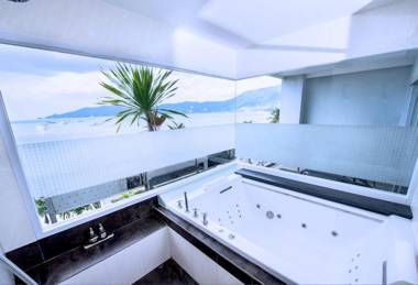 Homm Bliss Southbeach Patong