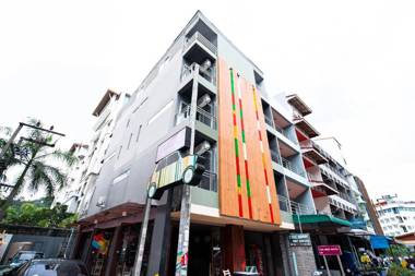 OYO 292 The Oddy Hip Hotel