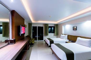 Thanthip Beach Resort - SHA Extra Plus