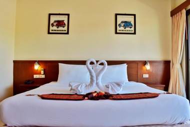 Outdoor Inn Kata Hotel