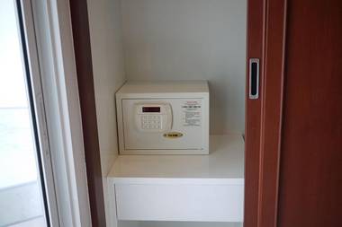 Naithon Beach Mansion