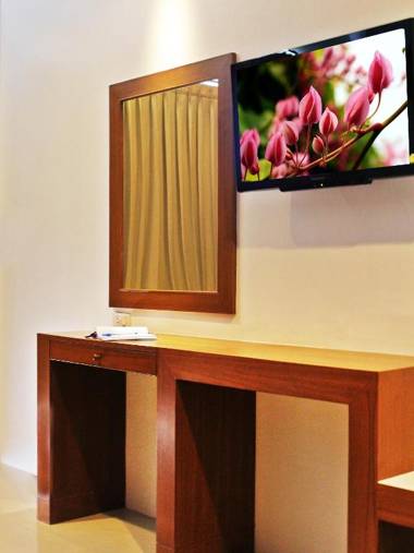 Sukcheewa Residence Phuket