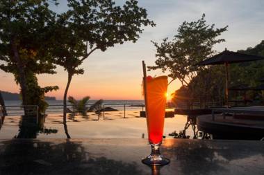 Novotel Phuket Kamala Beach - SHA Extra Plus