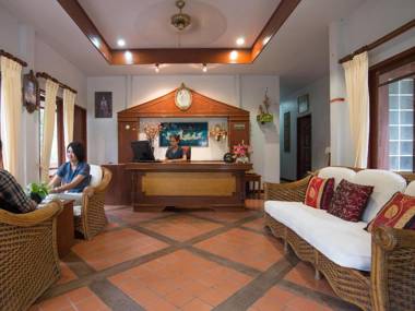 Kata Interhouse Resort