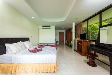 Baan Karon Hill Phuket Resort