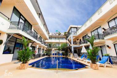 In On The Beach Hotel