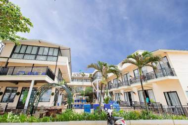 In On The Beach Hotel